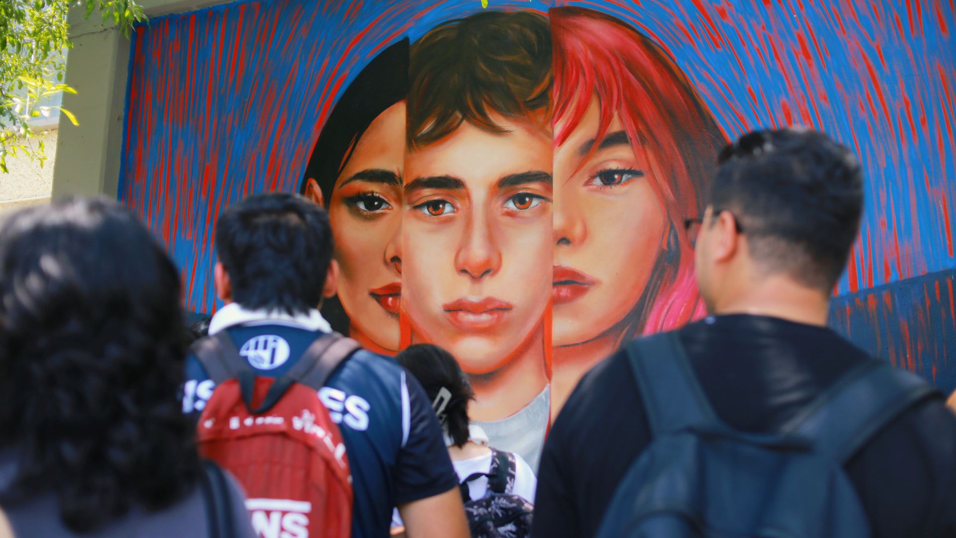 Pintan en murales el espíritu de la Facultad de Artes Visuales