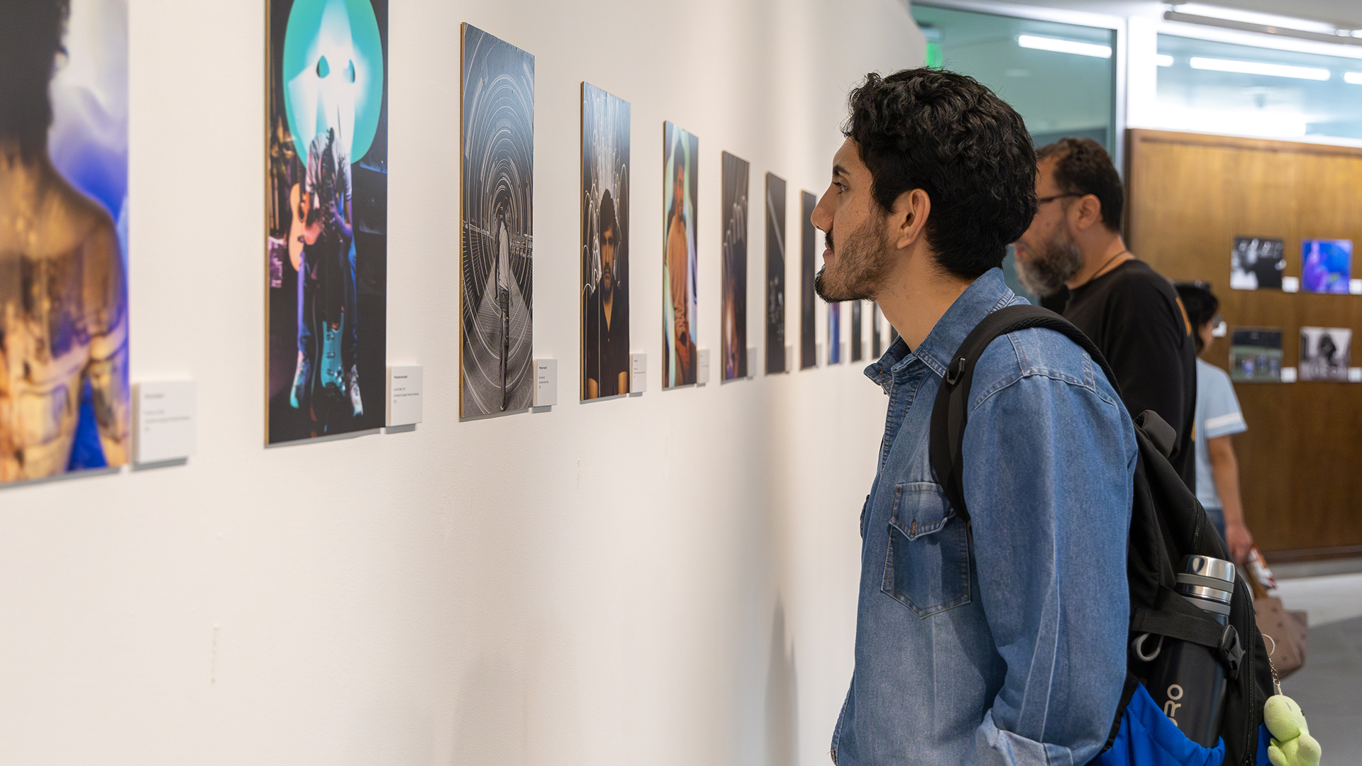 Se inaugura la exposición “Años Luz”