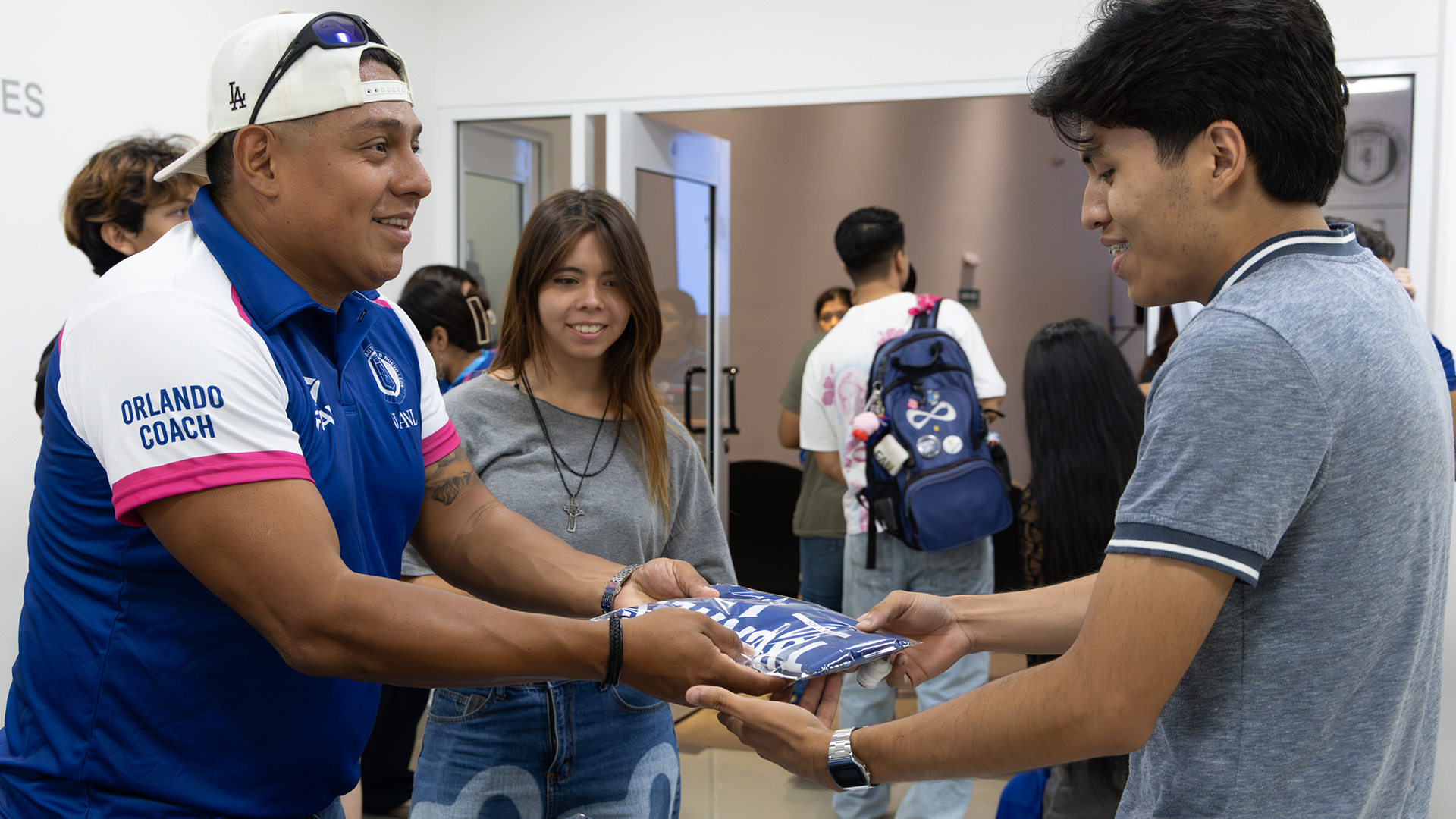 FAV reconoce a estudiantes destacados por sus logros deportivos